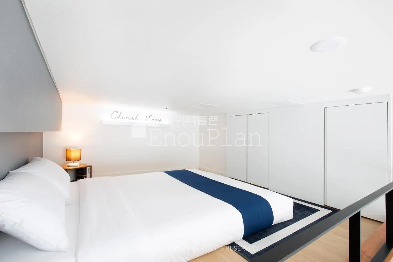 Busan Studio 202 Hotel